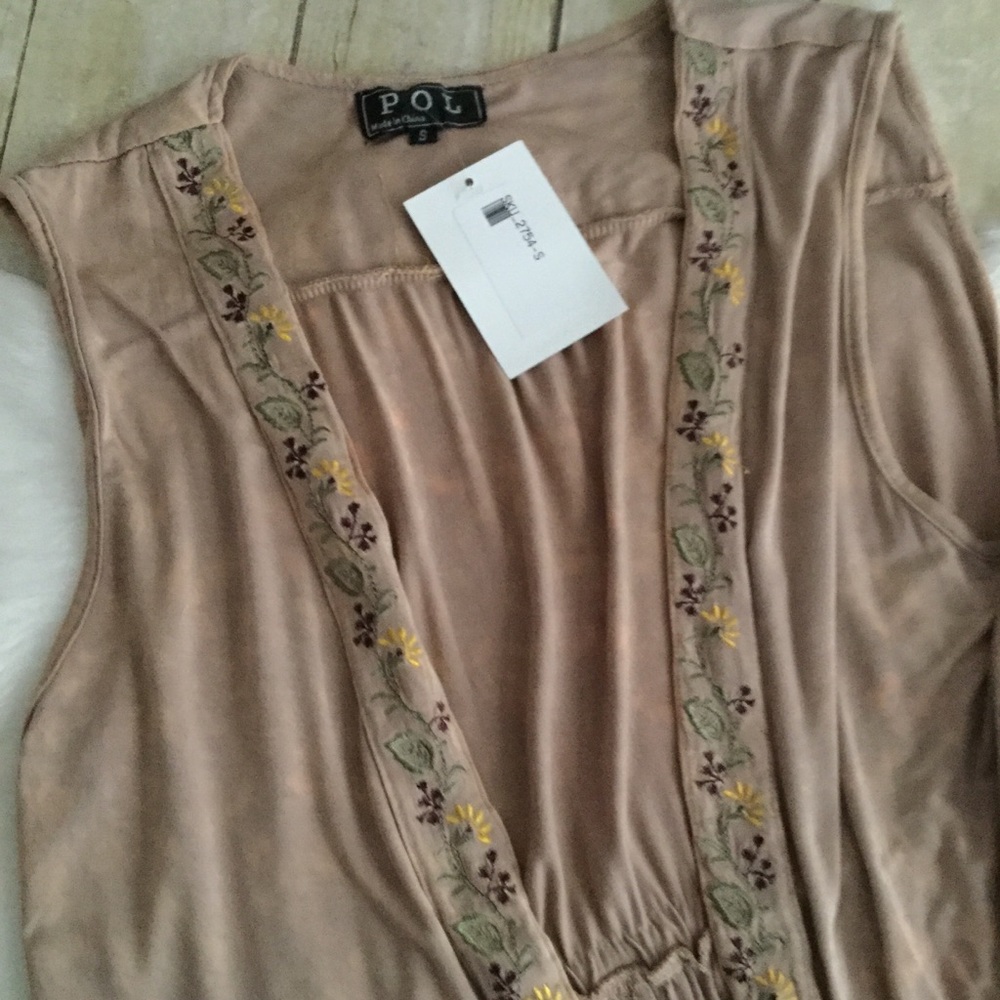 POL Beige Embroidered Ruffle Drawstring Western Vest NWT - Picture 4 of 7